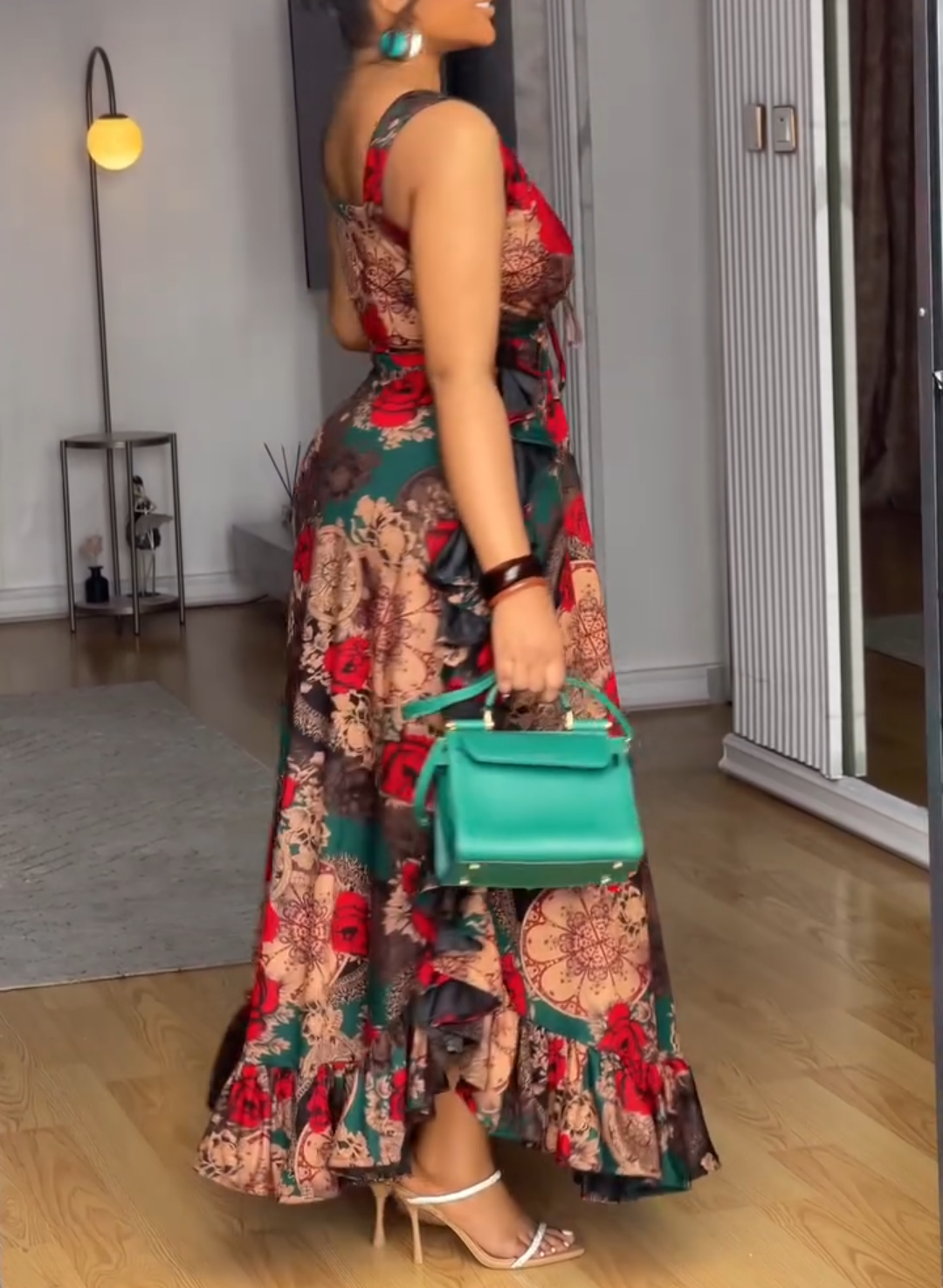 V-neck printed sleeveless ruffle dress