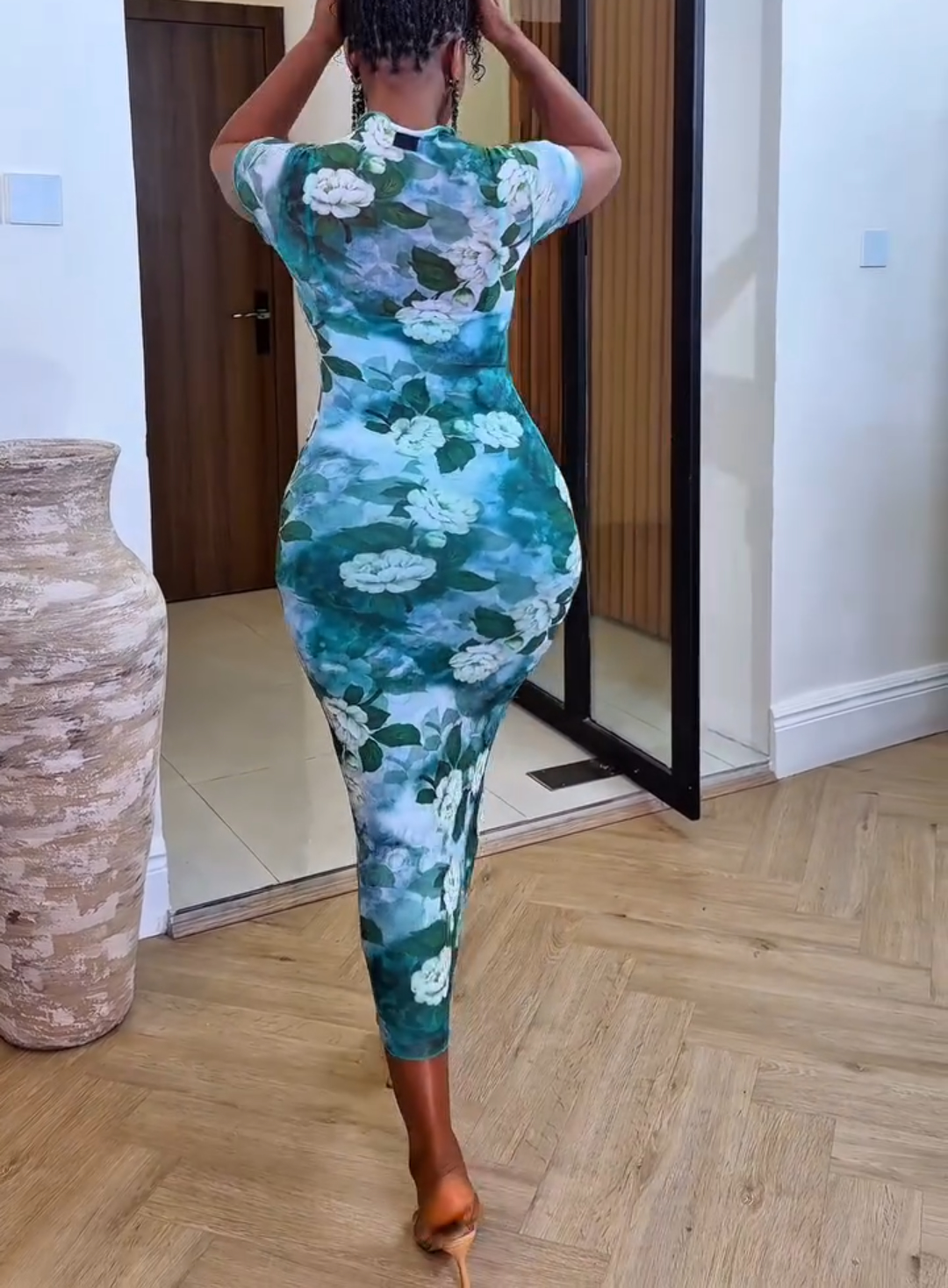 Printed fitted dress