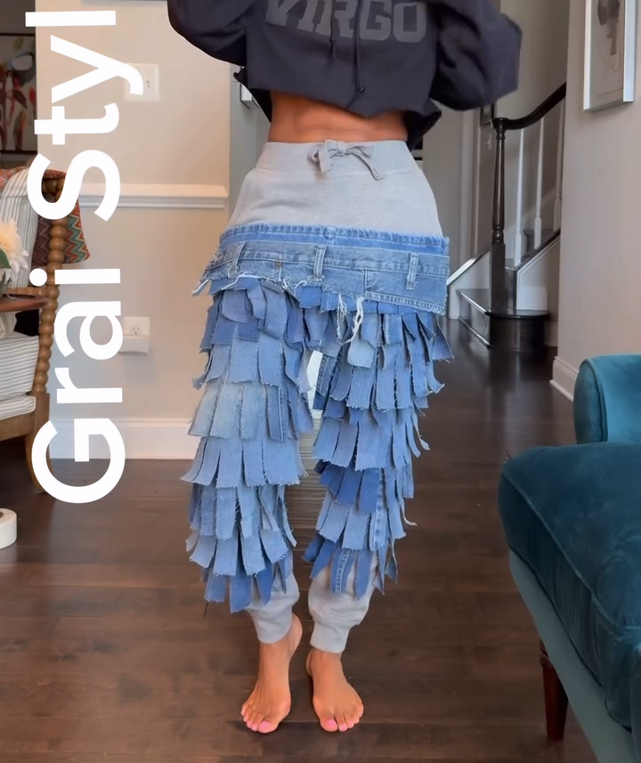 Creative fringe jeans