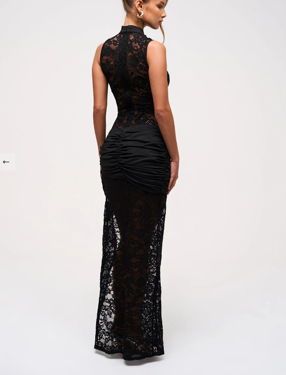 LACE KEYHOLE MAXI DRESS