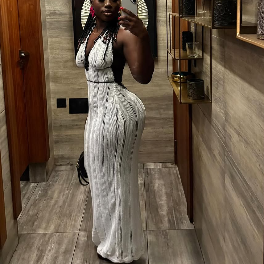 V-neck halter neck knitted dress