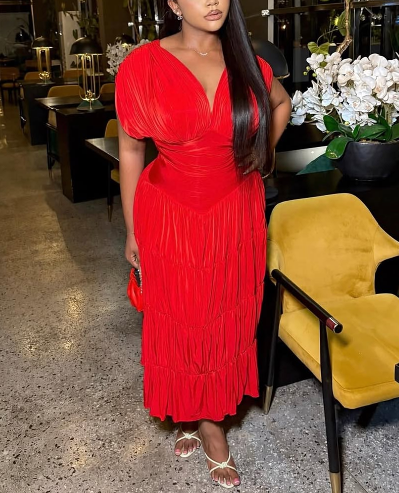 Classic Red w-neck Dress