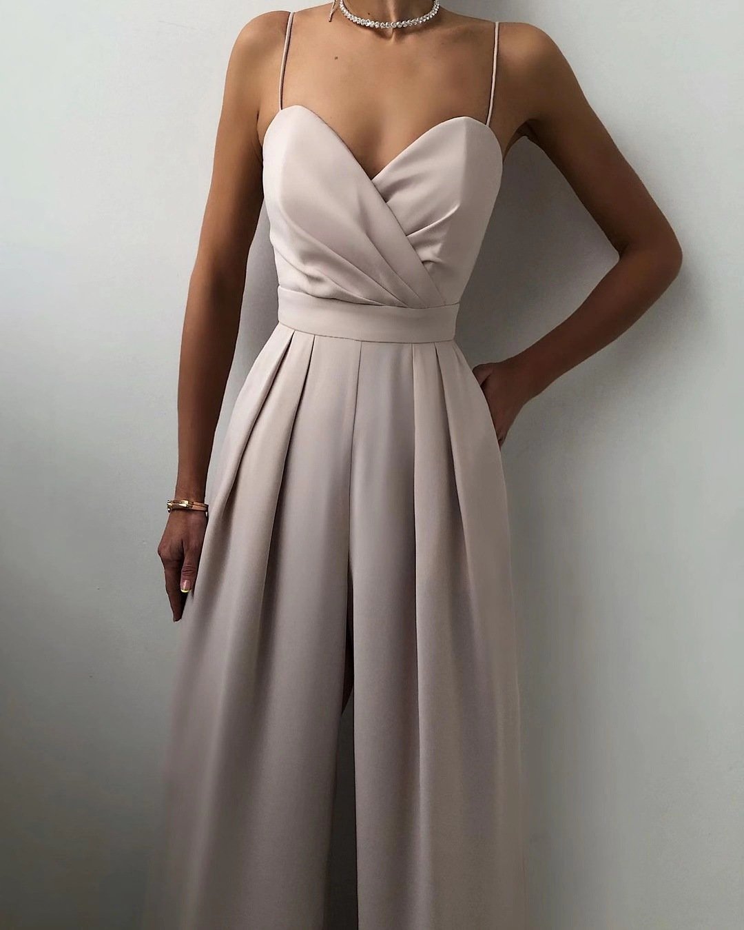 Chic Wide-leg Jumpsuit