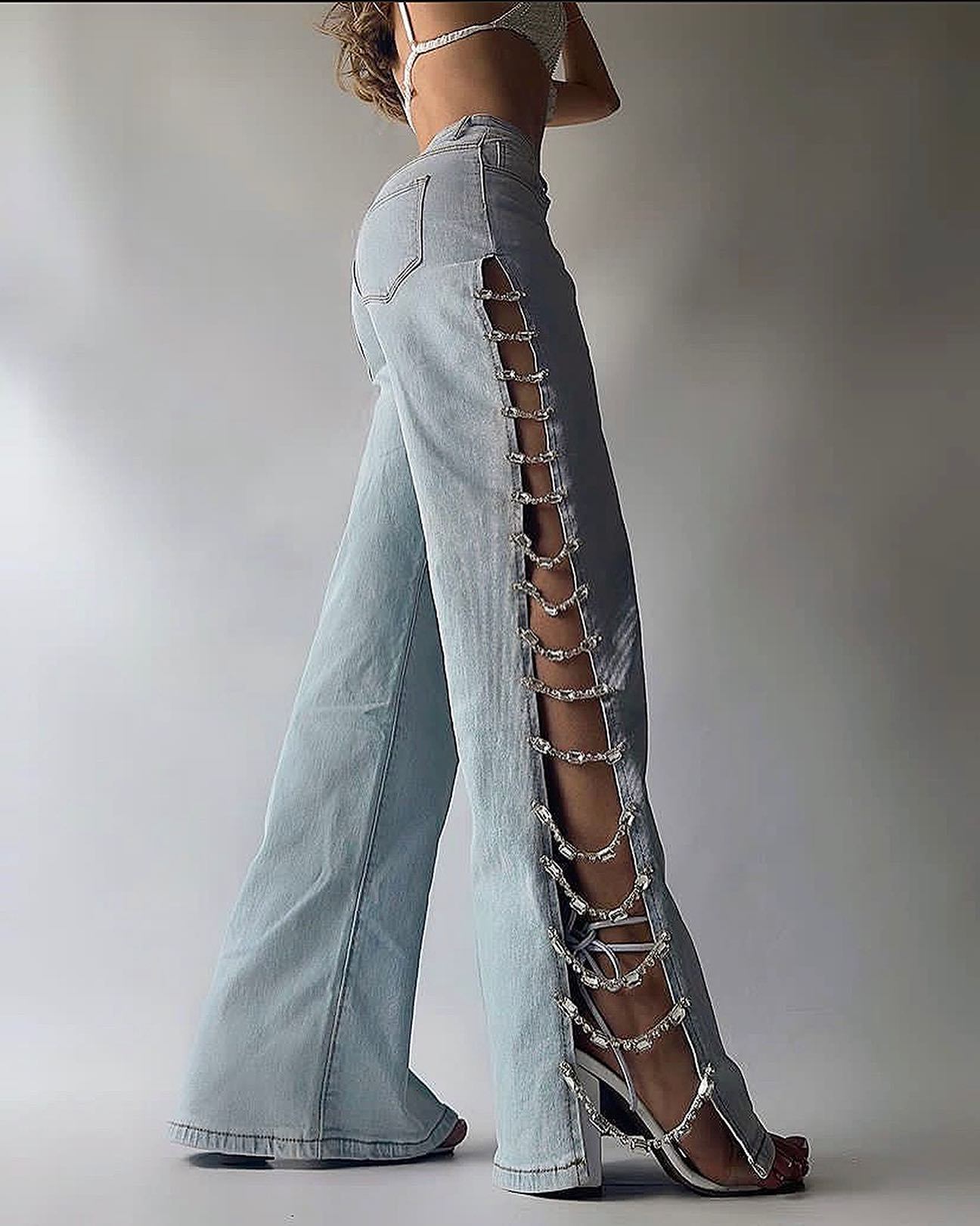 Diamond Panel Cut-Out Wide-Leg Jeans