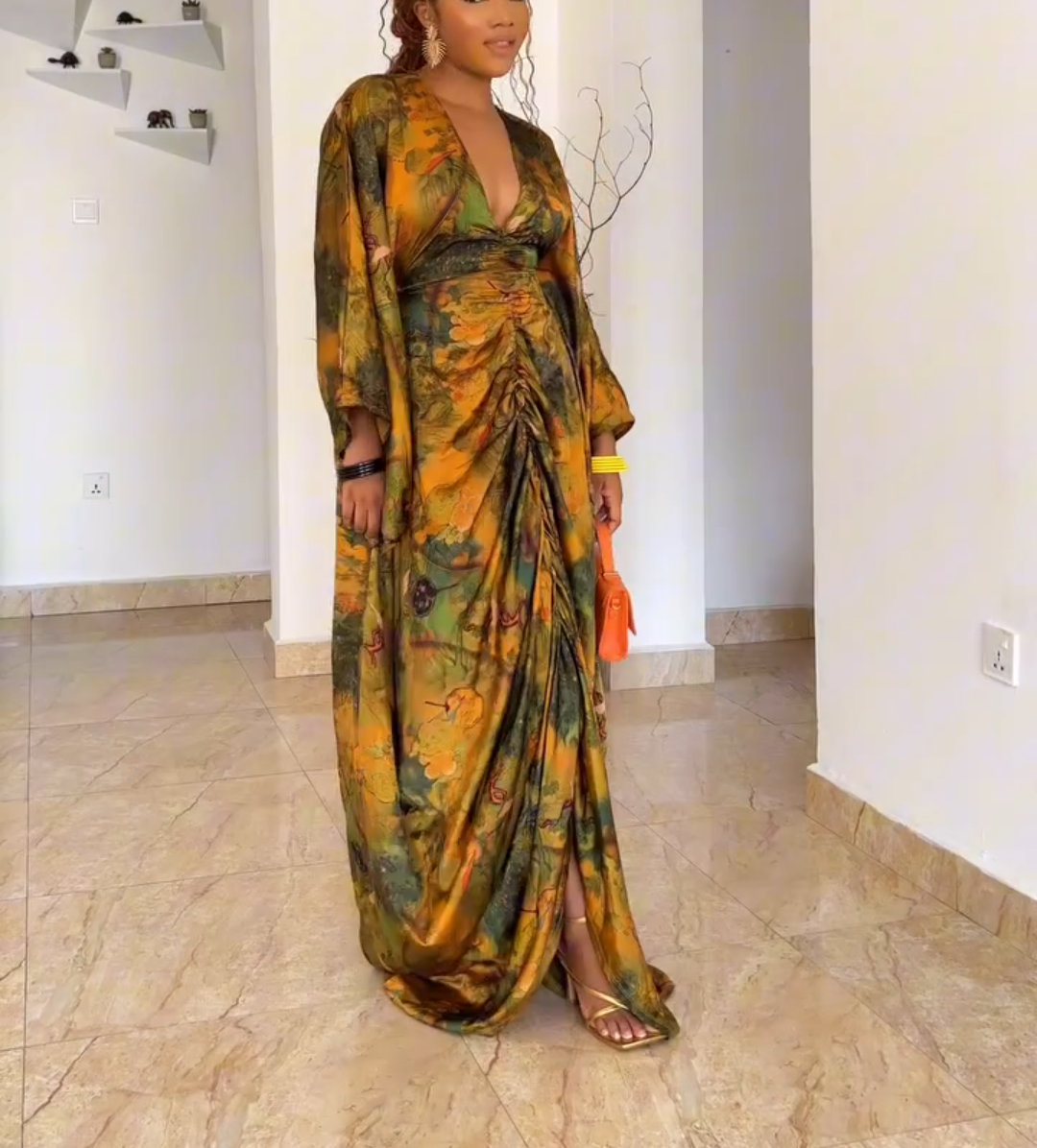 V-neck waist dress