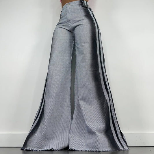 Wide-leg jeans
