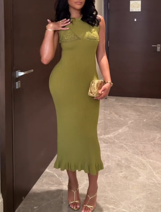Sleeveless knitted dress