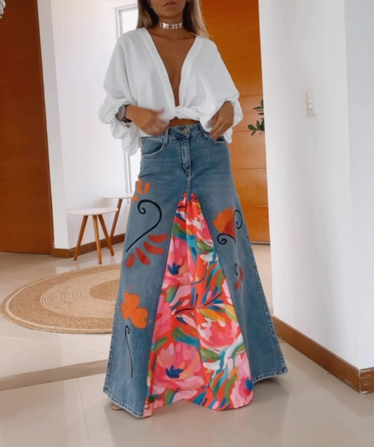 Printed denim skirt
