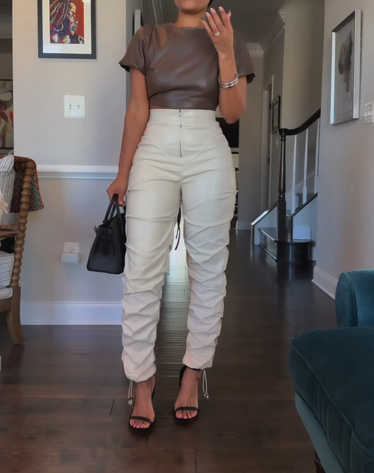 Fashionable skinny faux leather pants