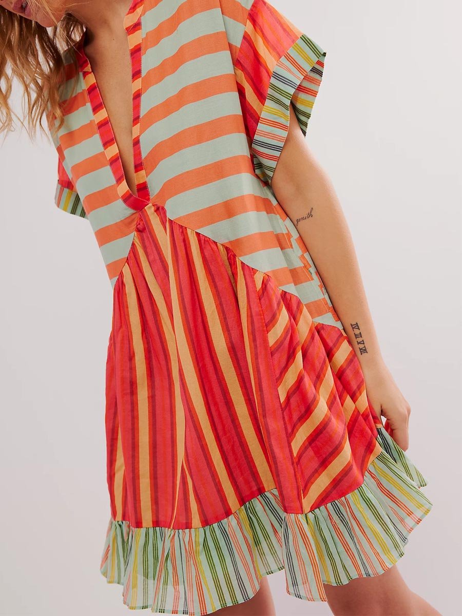 Bohemian Printed Short Sleeve Pocket V Neck Dress