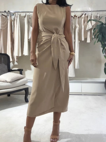 Elegant Classic Sleeveless Midi Dress