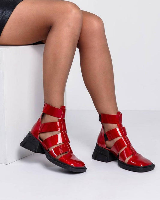 Eye-catching Red Patent Leather Zip-up Sandals